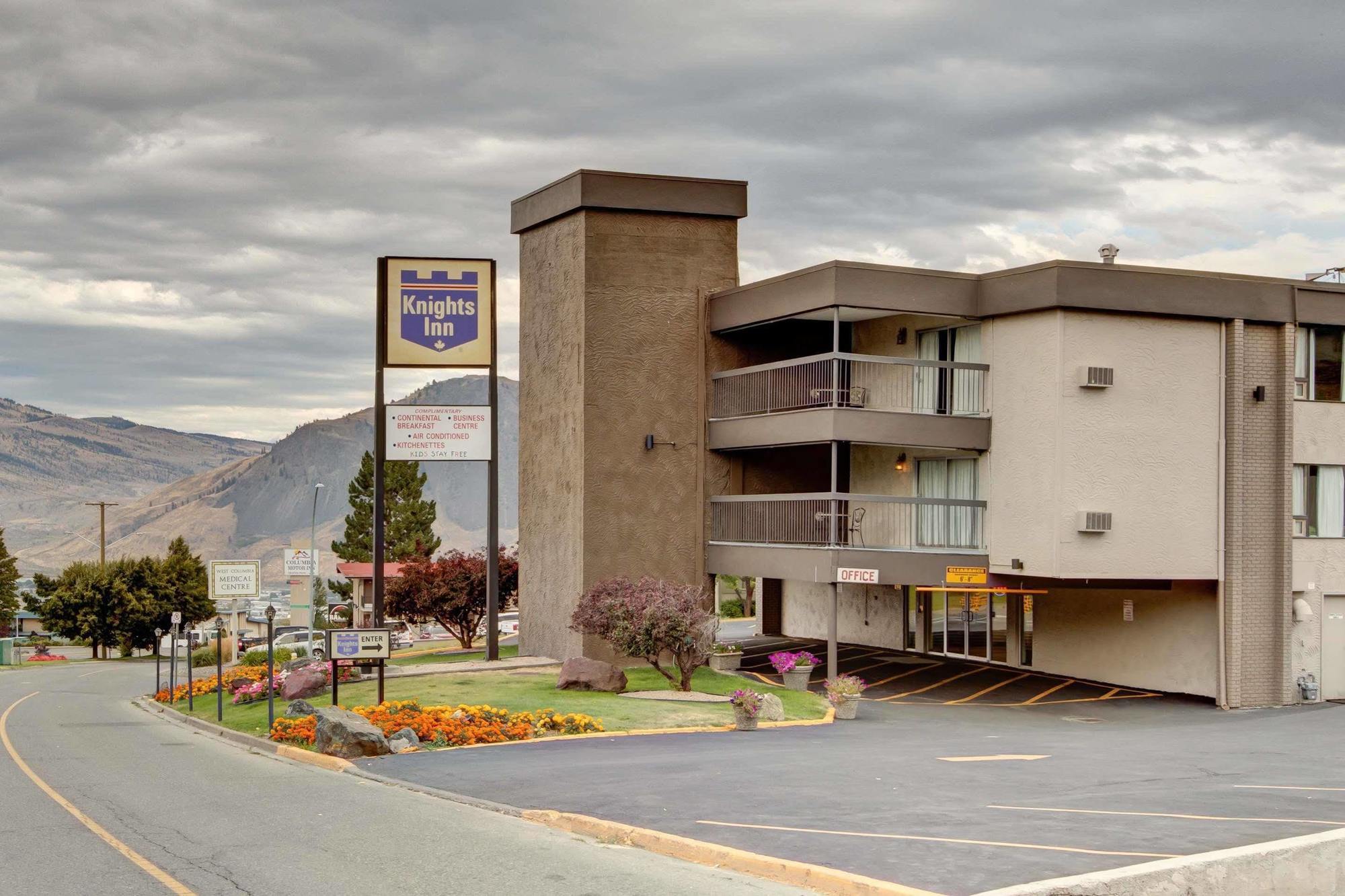 Knights Inn Kamloops Eksteriør billede